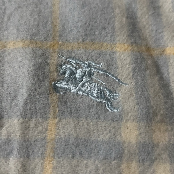 Burberry Light Blue Lambswool Scarf - Picture 2 of 9